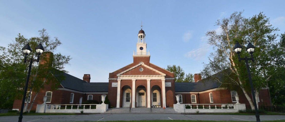 Clinton CT Town Hall